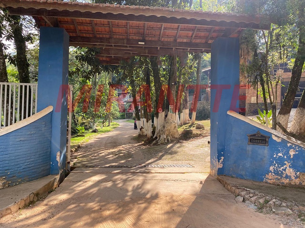 Cond. fechado de 267m² com 2 quartos em Morada Das Flores
