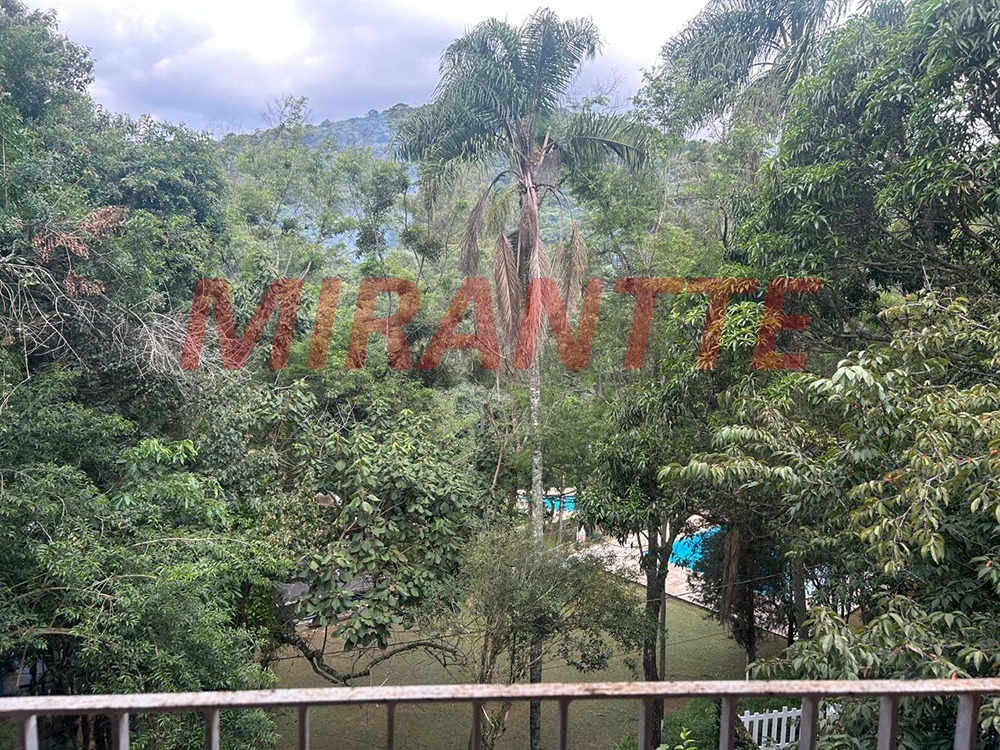 Cond. fechado de 267m² com 2 quartos em Morada Das Flores