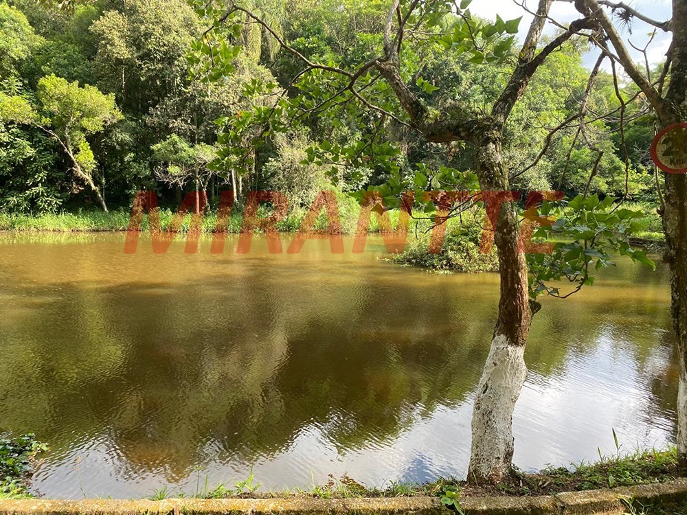 Cond. fechado de 267m² com 2 quartos em Morada Das Flores