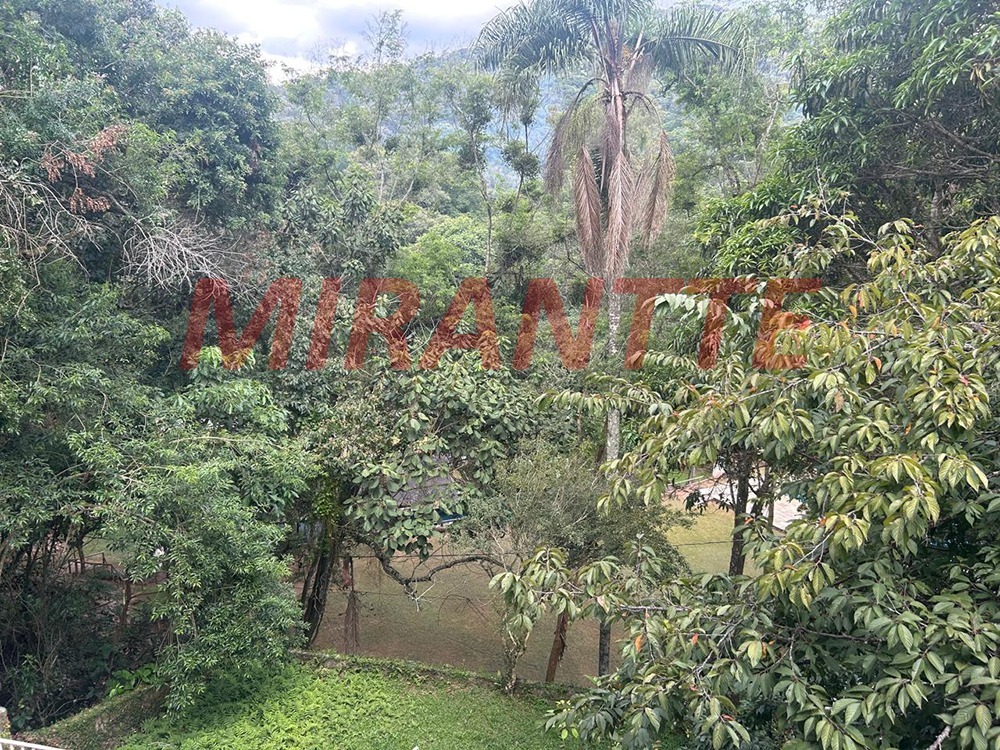 Cond. fechado de 267m² com 2 quartos em Morada Das Flores
