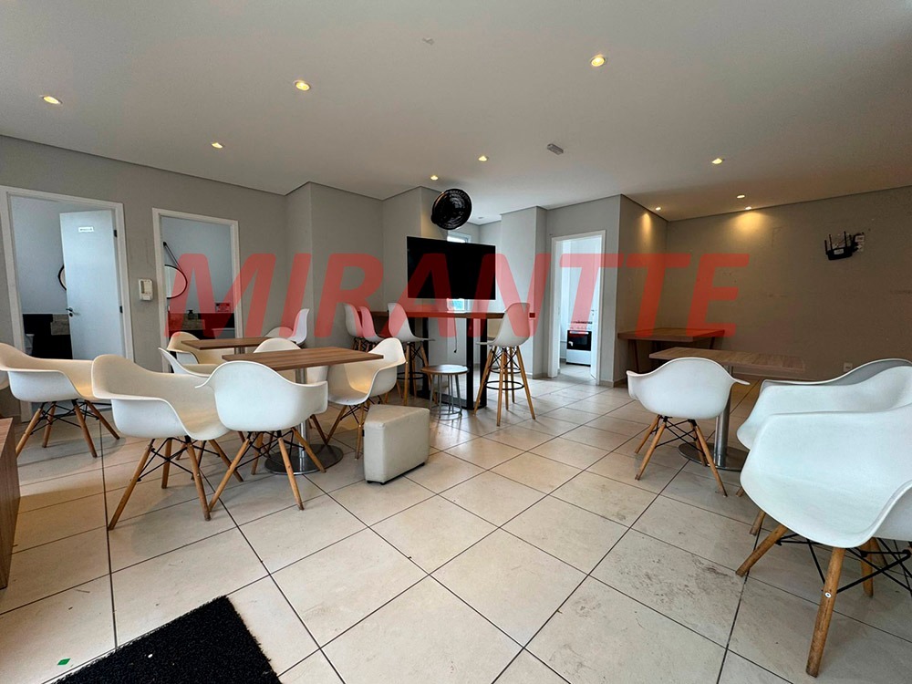 Apartamento de 43m² com 2 quartos em Vila Gustavo