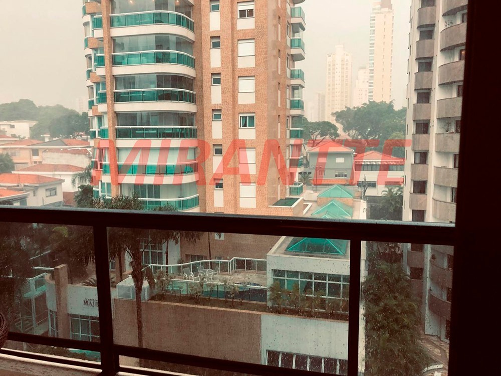 Apartamento de 172m² com 4 quartos em Santana