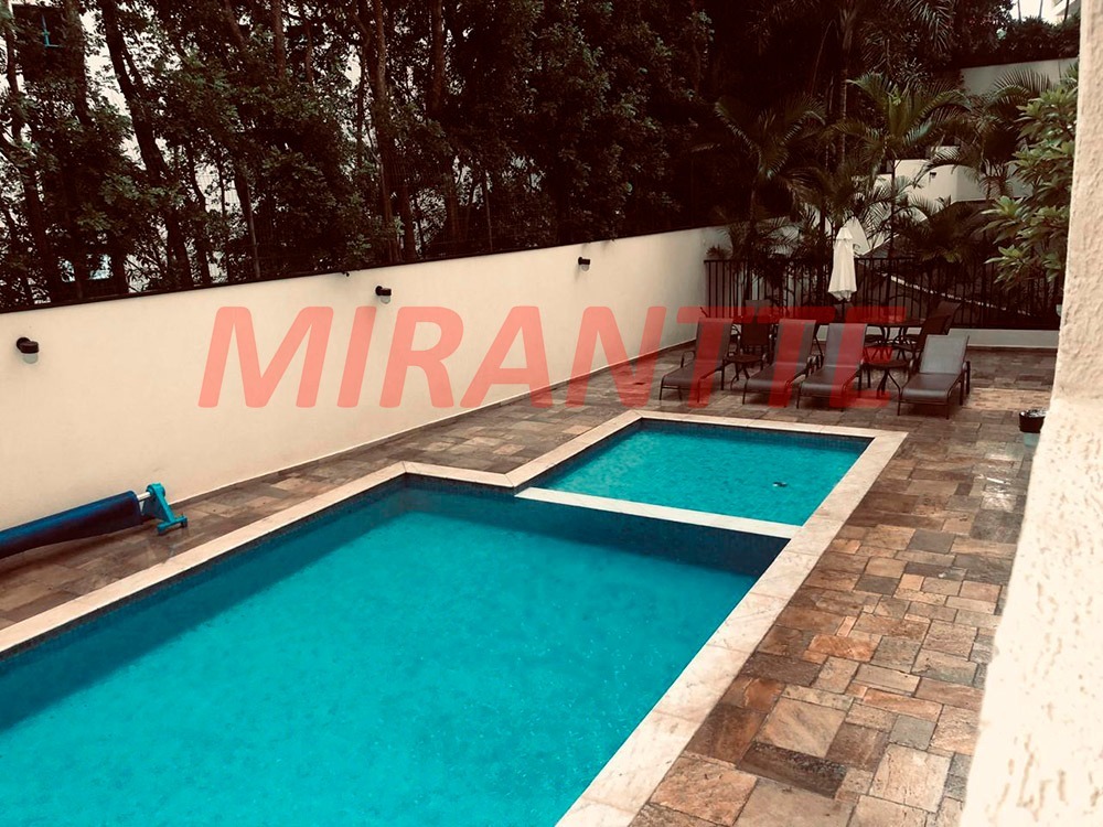 Apartamento de 172m² com 4 quartos em Santana