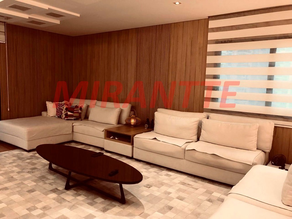 Apartamento de 172m² com 4 quartos em Santana