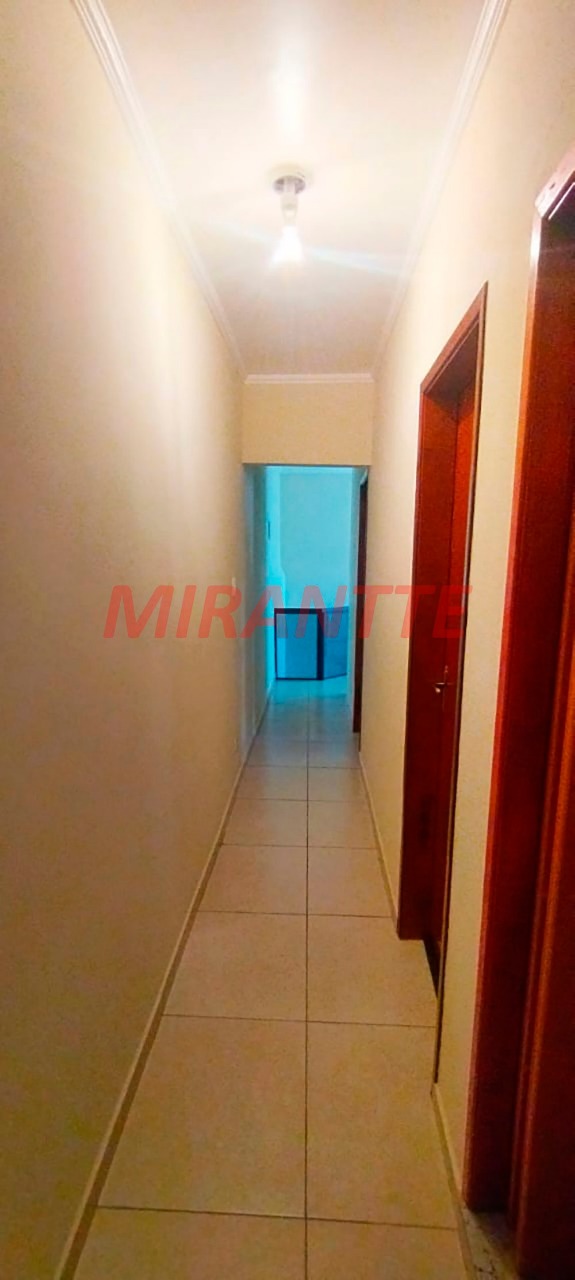 Sobrado de 85m² com 3 quartos em Água Fria