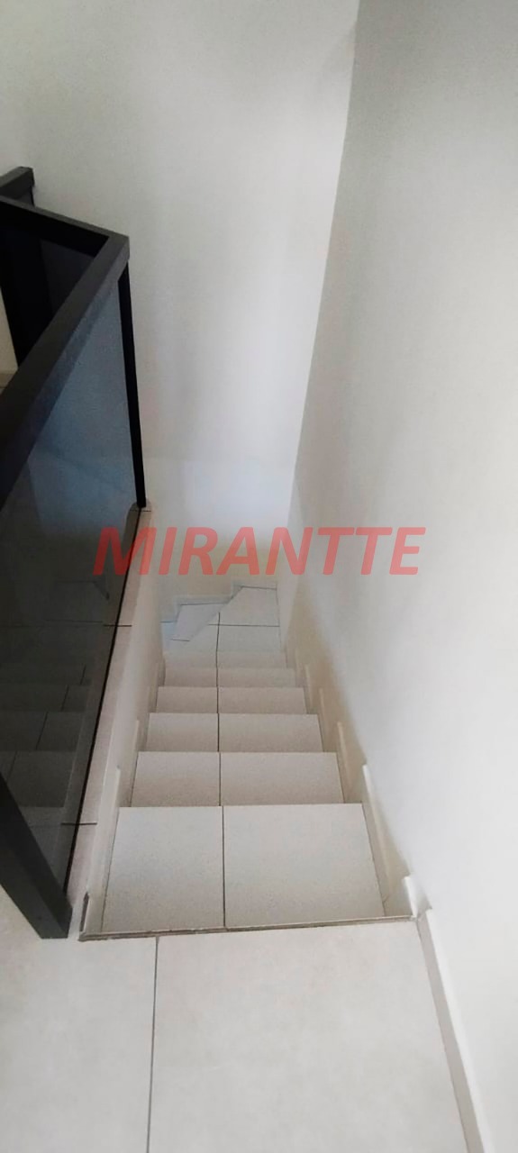 Sobrado de 85m² com 3 quartos em Água Fria
