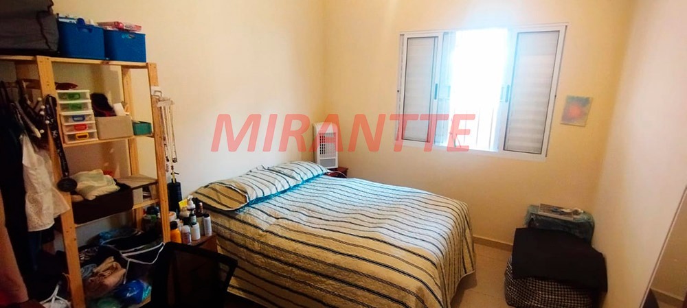 Sobrado de 85m² com 3 quartos em Água Fria