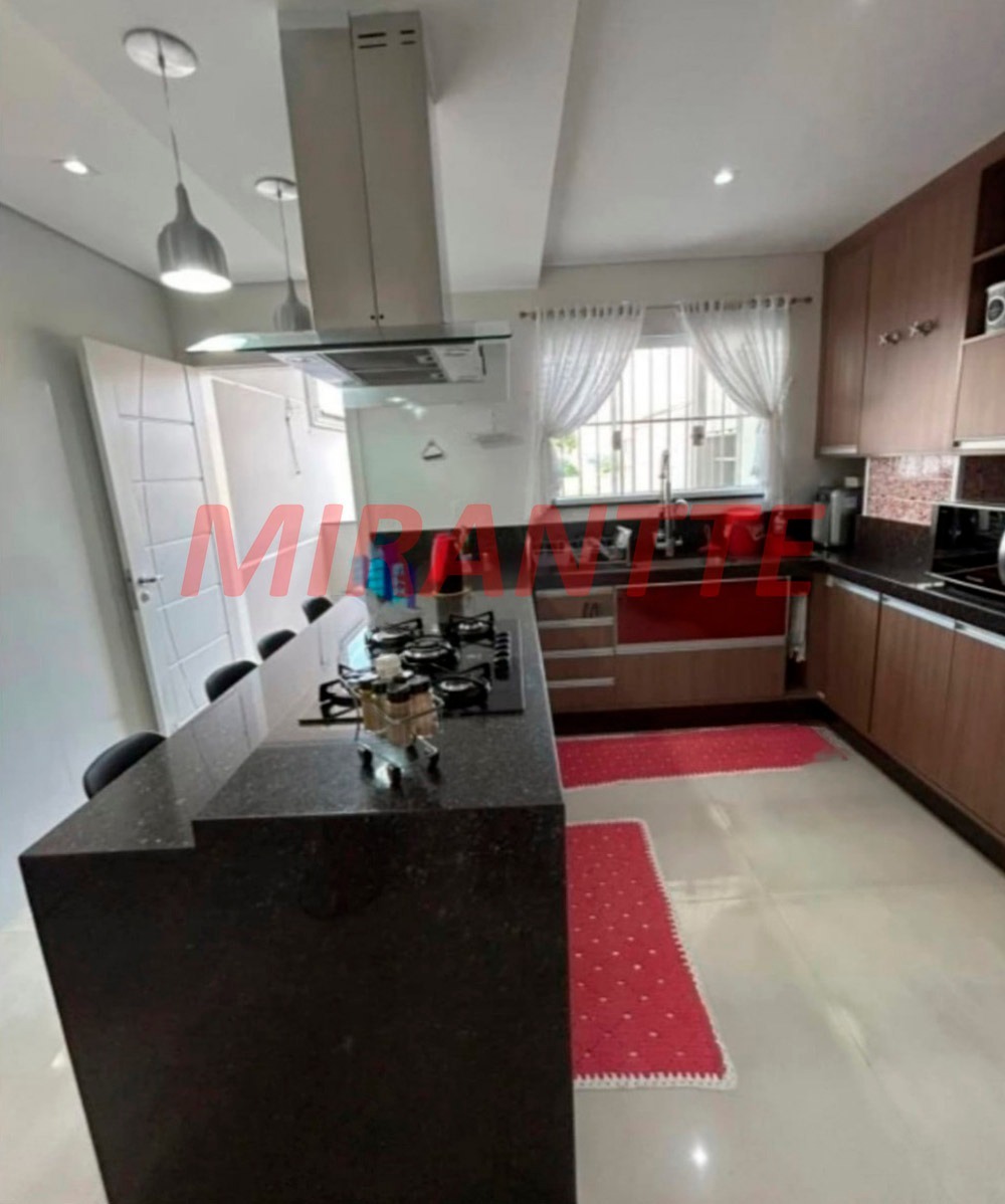 Sobrado de 250m² com 4 quartos em Jardim São Paulo(Zona Norte)