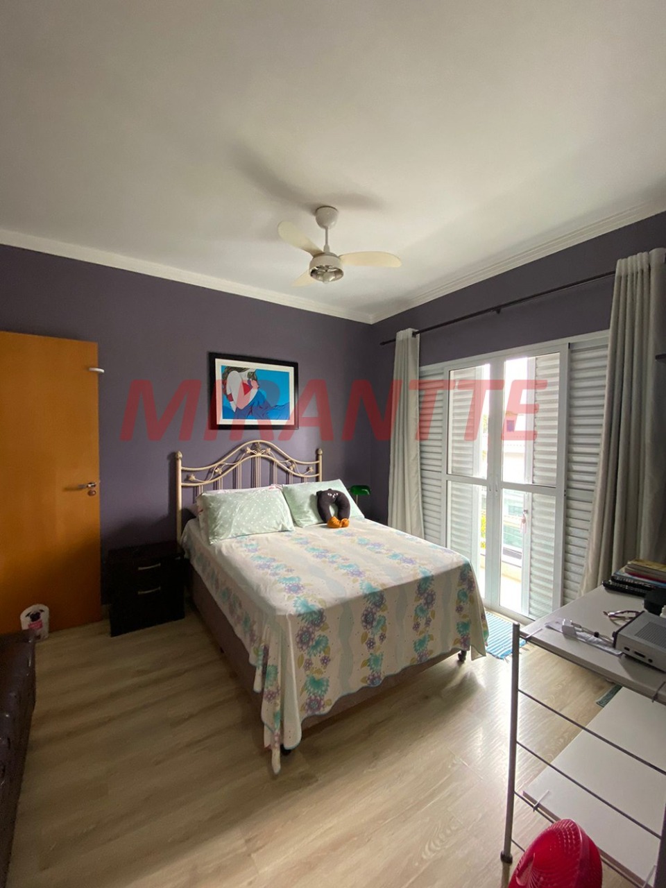 Sobrado de 300m² com 3 quartos em Santa Teresinha