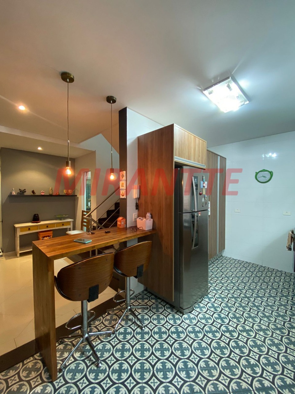 Sobrado de 300m² com 3 quartos em Santa Teresinha
