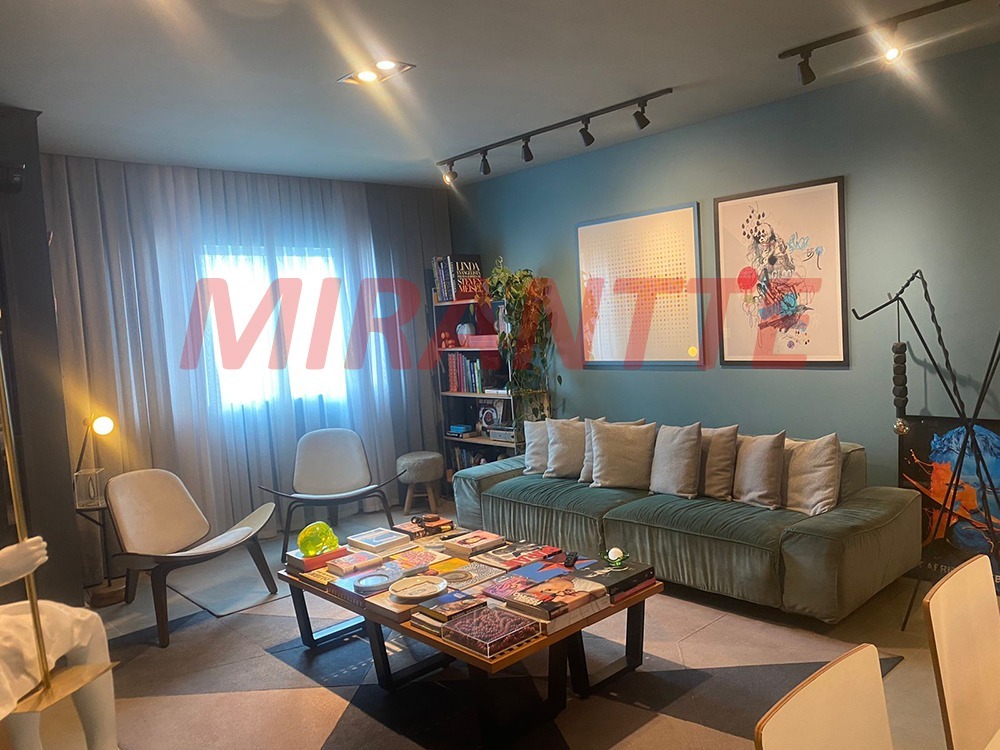 Sobrado de 300m² com 3 quartos em Santa Teresinha