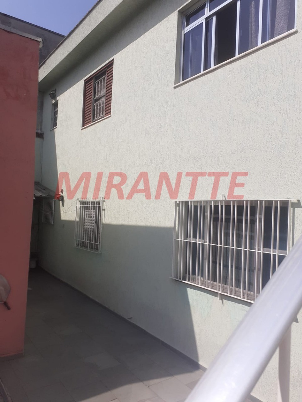 Sobrado de 185m² com 6 quartos em Imirim