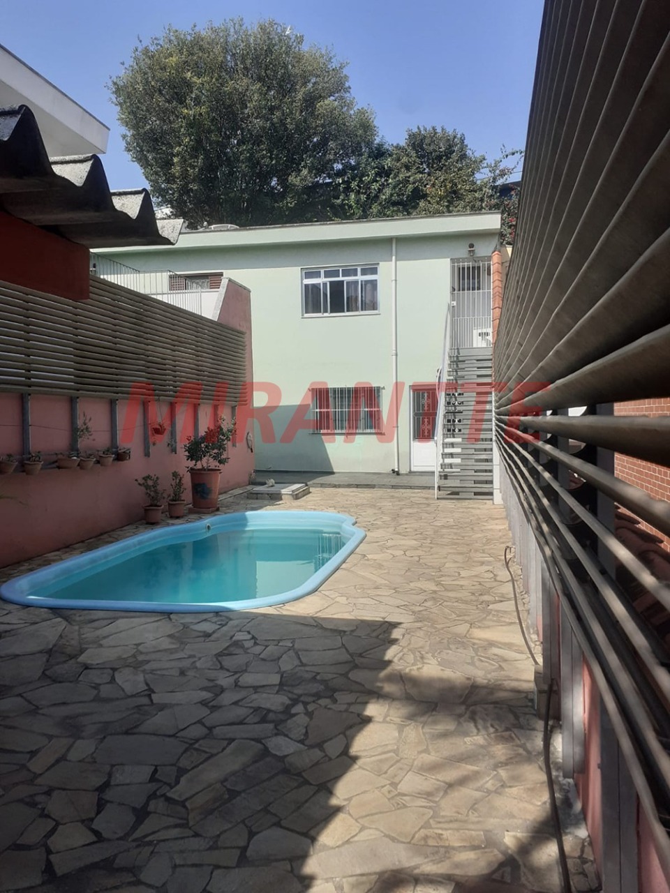Sobrado de 185m² com 6 quartos em Imirim
