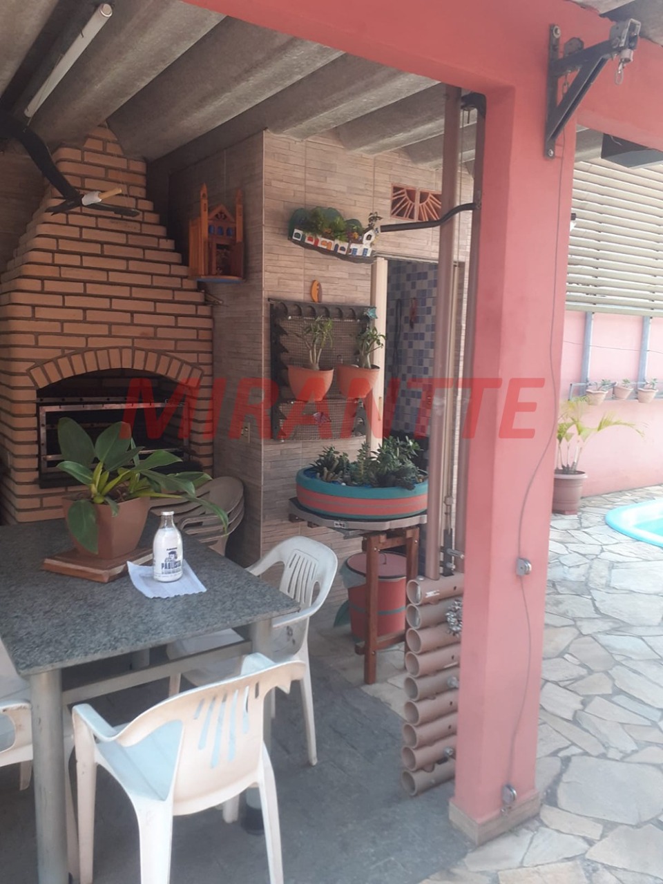 Sobrado de 185m² com 6 quartos em Imirim