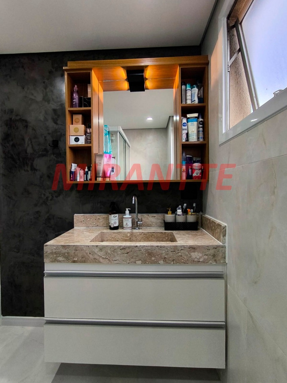 Apartamento de 50m² com 2 quartos em Santana