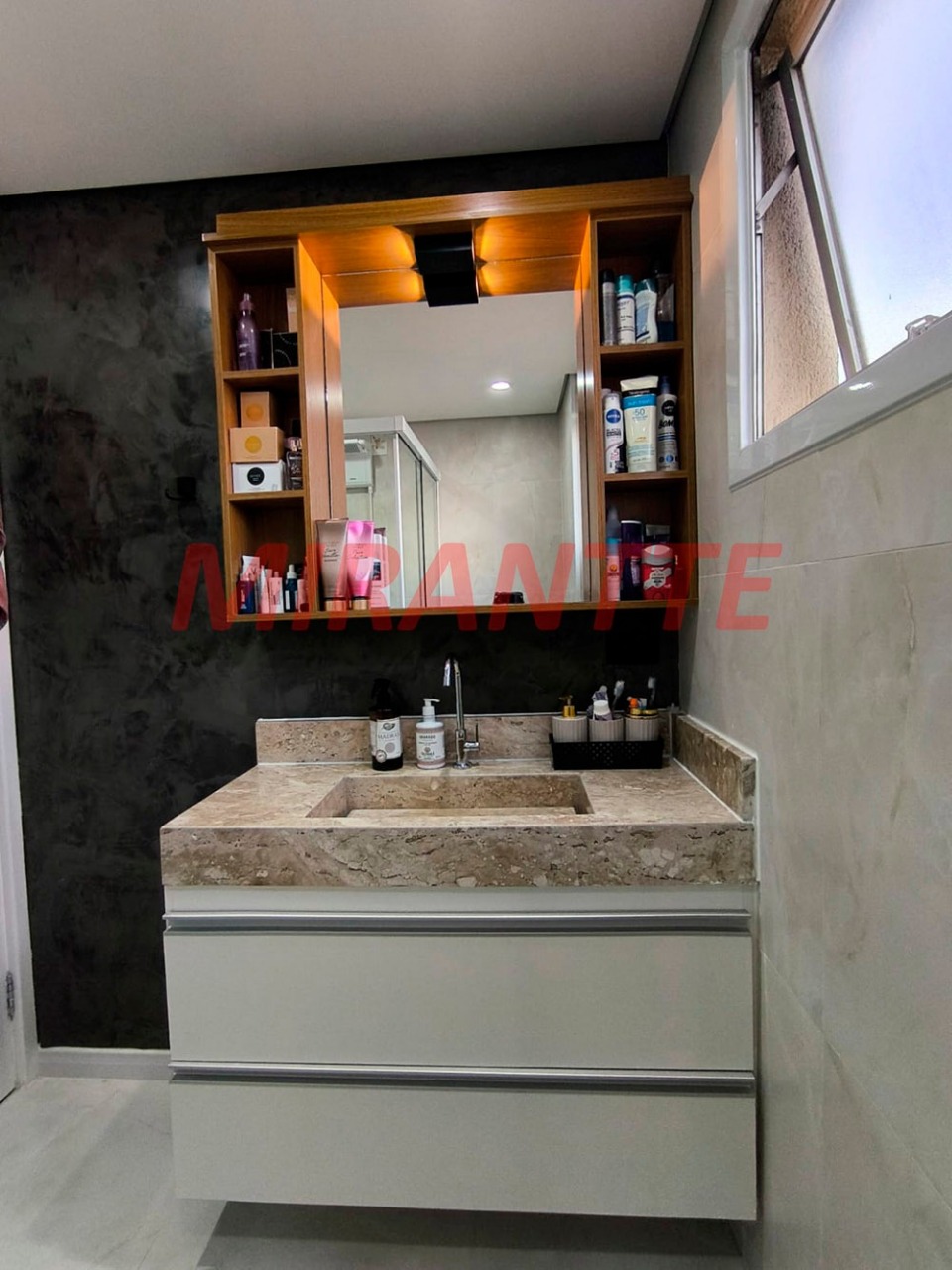 Apartamento de 50m² com 2 quartos em Santana