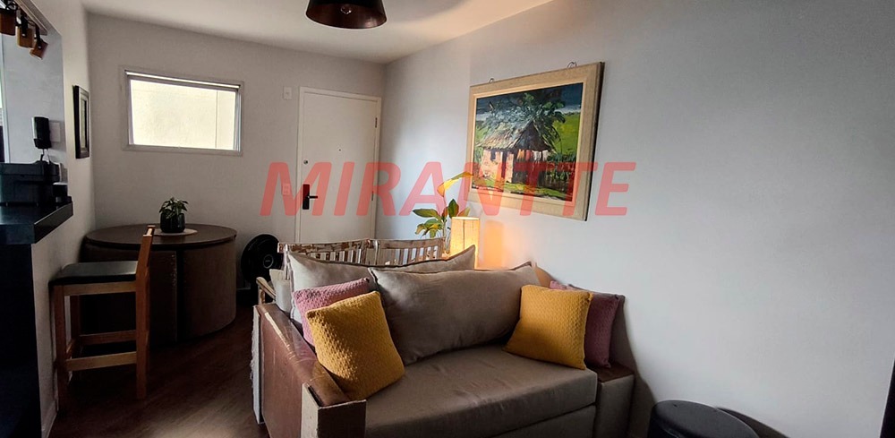 Apartamento de 50m² com 2 quartos em Santana