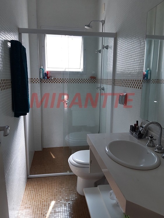 Cond. fechado de 237m² com 3 quartos em Vila Albertina