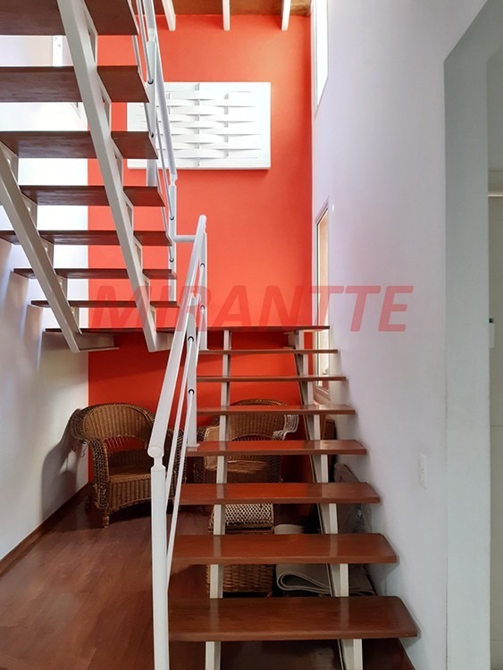 Cond. fechado de 237m² com 3 quartos em Vila Albertina