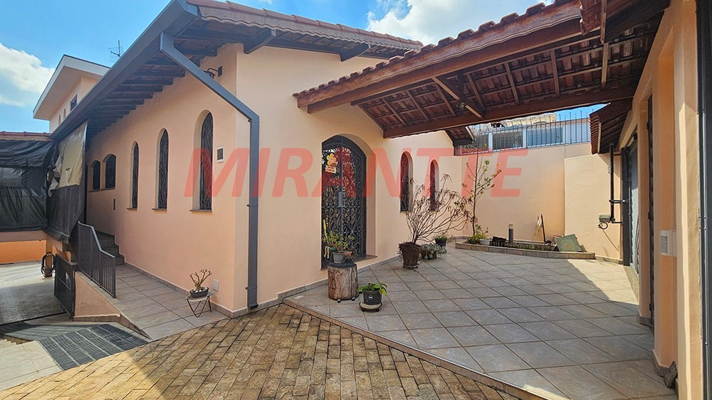 Sobrado de 250m² com 6 quartos em Vila Isolina Mazzei
