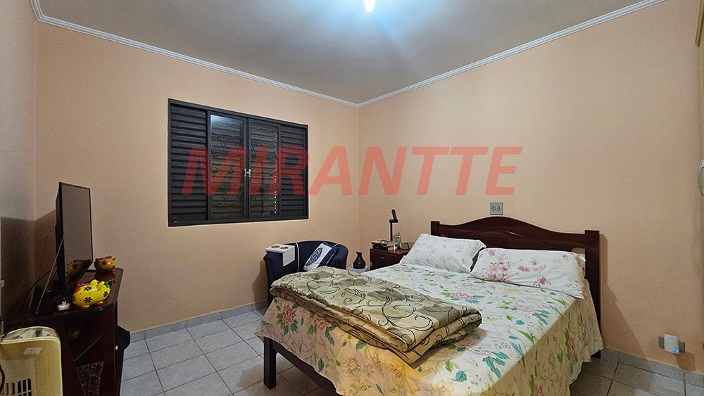 Sobrado de 250m² com 6 quartos em Vila Isolina Mazzei