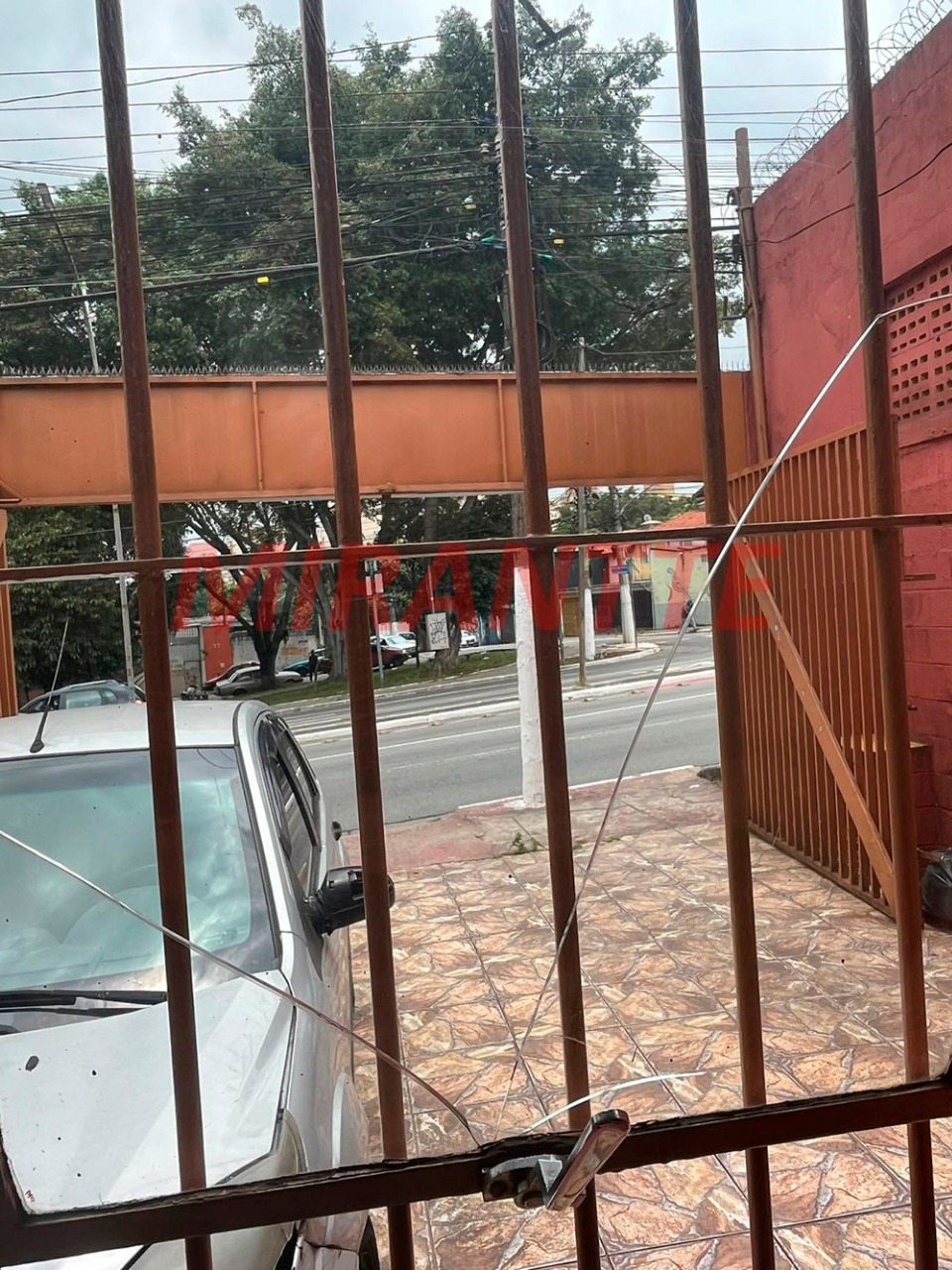 Comercial de 65m² em Vila Emir