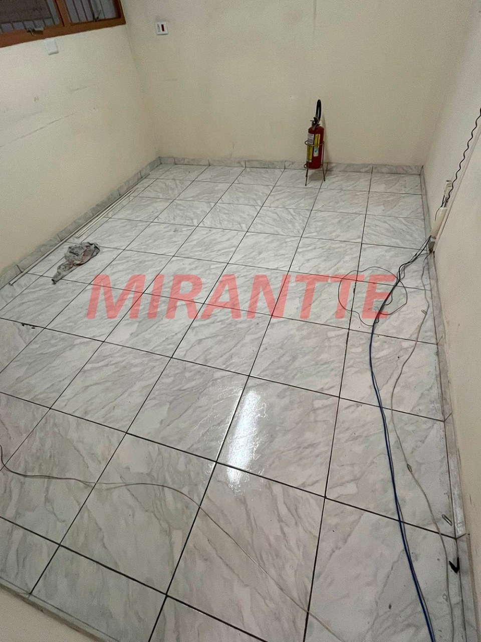 Comercial de 65m² em Vila Emir