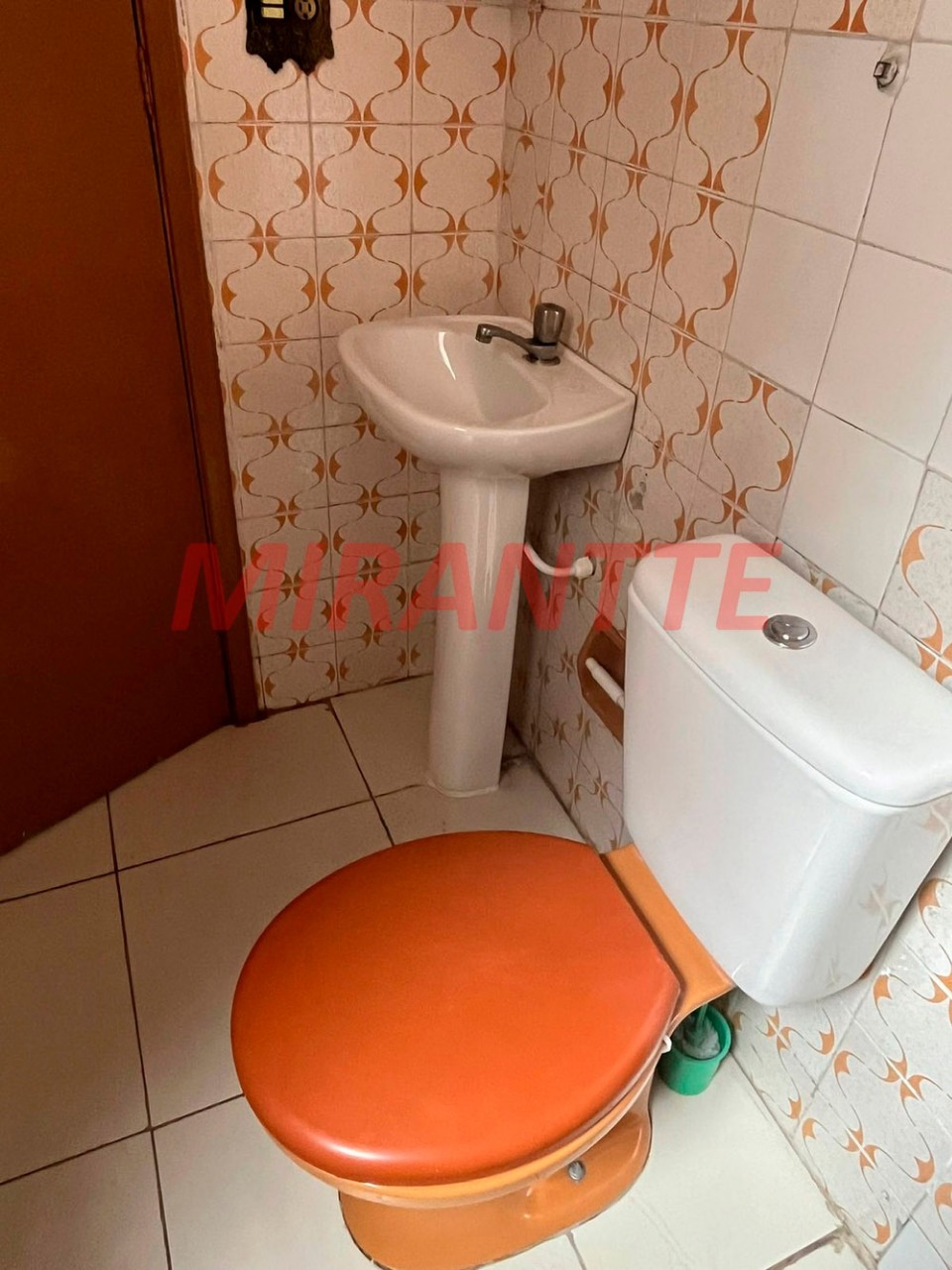 Comercial de 65m² em Vila Emir