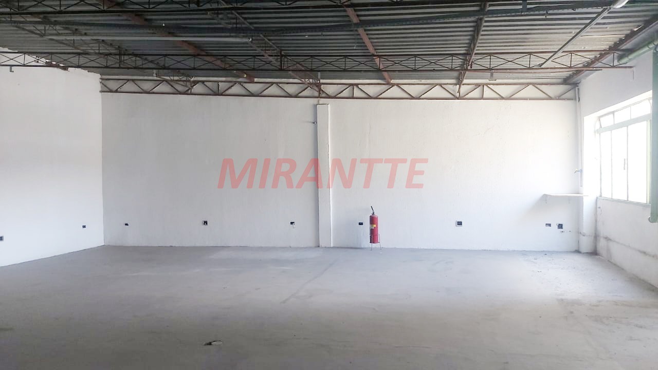Comercial de 705m² em Parque Vitoria