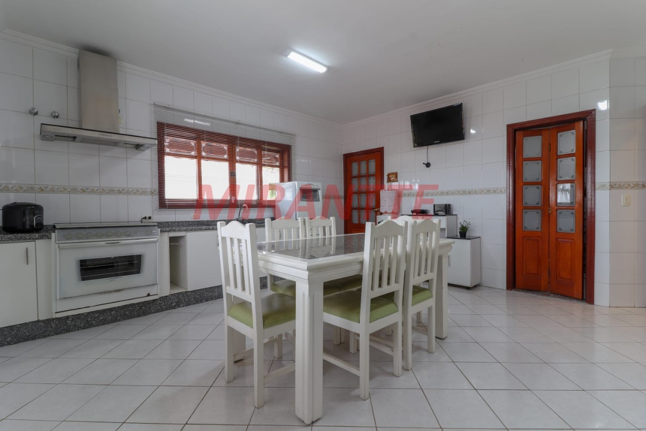 Sobrado de 502m² com 5 quartos em Loteamento Portal da Colina
