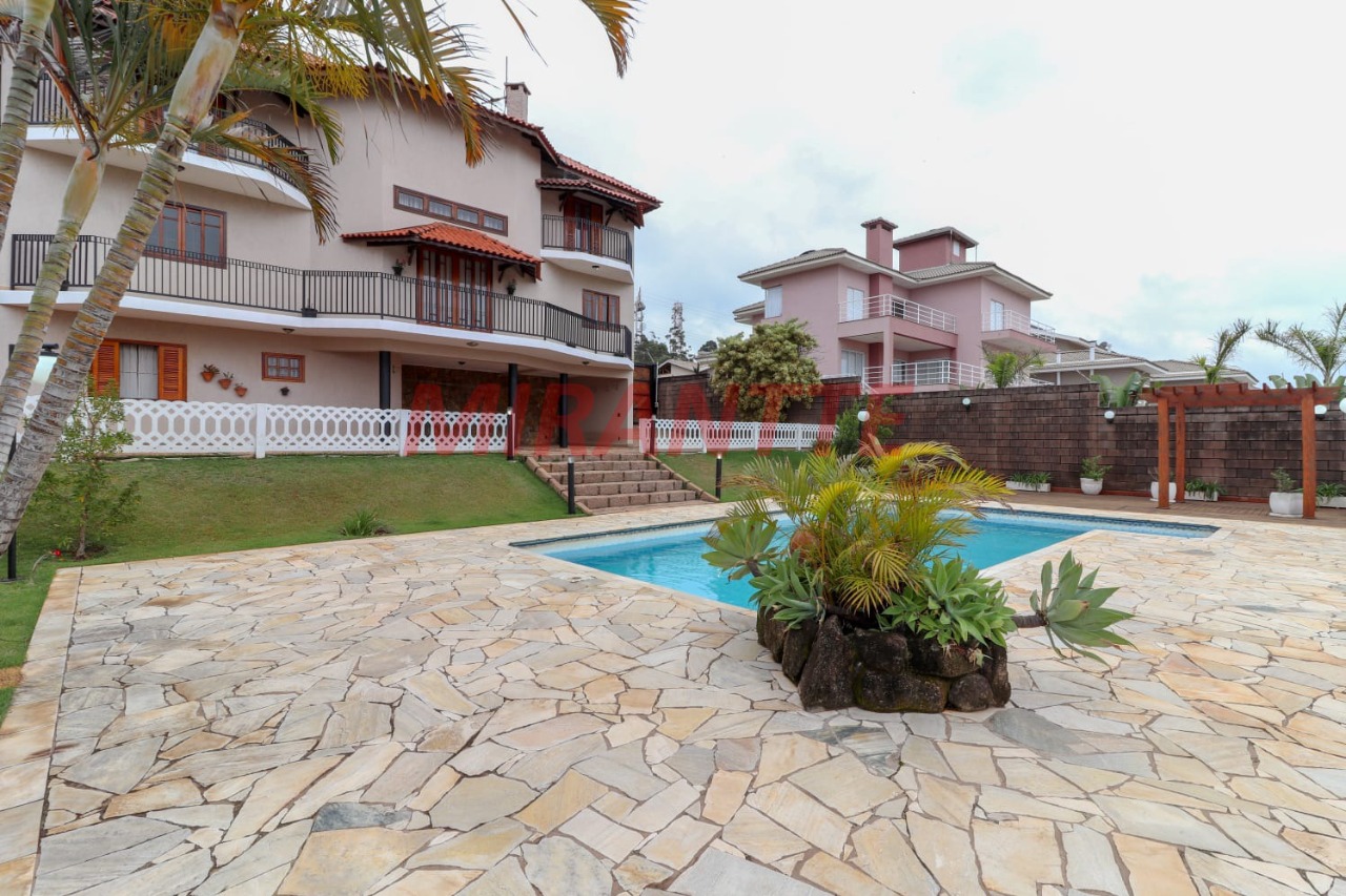 Sobrado de 502m² com 5 quartos em Loteamento Portal da Colina