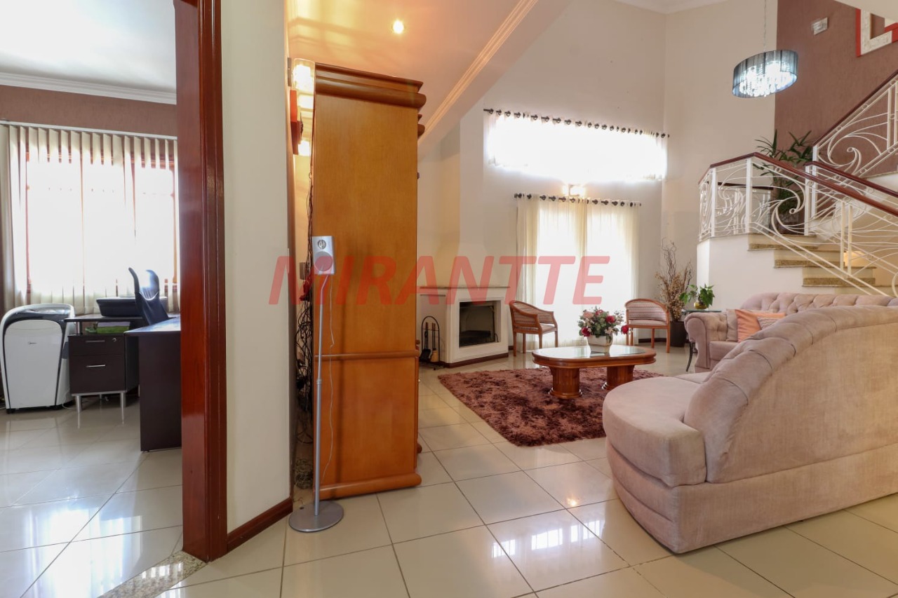 Sobrado de 502m² com 5 quartos em Loteamento Portal da Colina