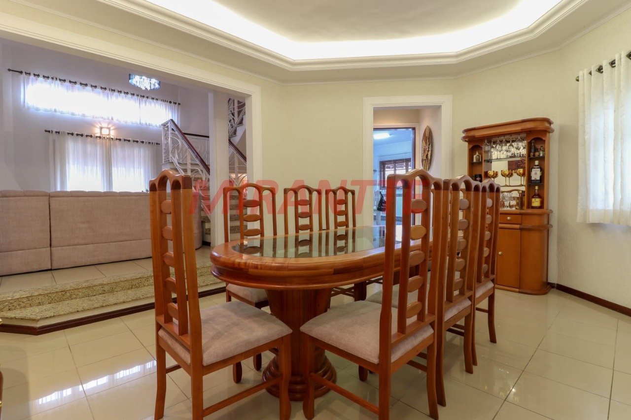 Sobrado de 502m² com 5 quartos em Loteamento Portal da Colina