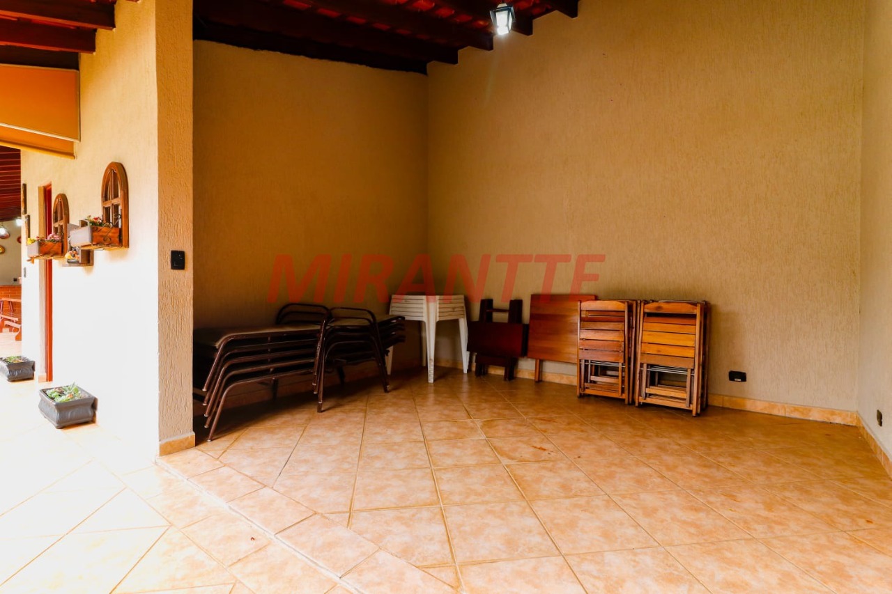Sobrado de 502m² com 5 quartos em Loteamento Portal da Colina