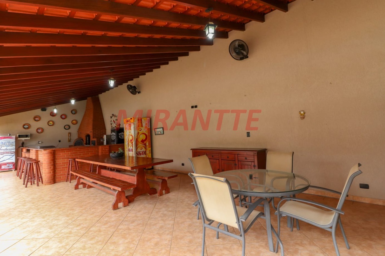 Sobrado de 502m² com 5 quartos em Loteamento Portal da Colina