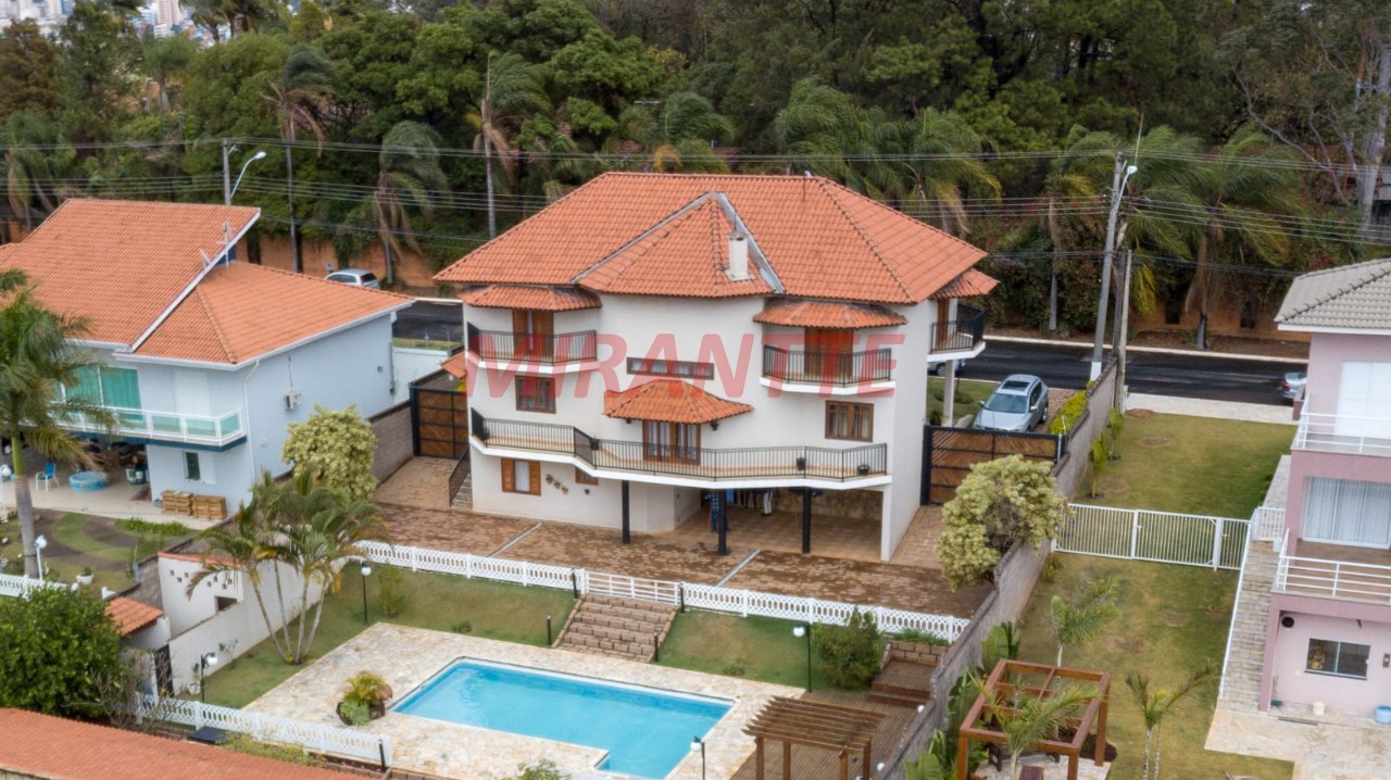 Sobrado de 502m² com 5 quartos em Loteamento Portal da Colina