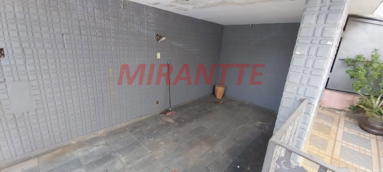 Terreno de 150m² com 3 quartos em Vila Mazzei