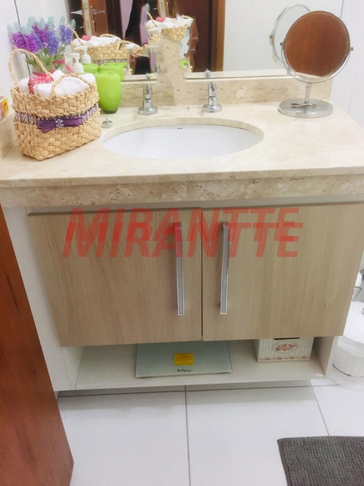 Cond. fechado de 80m² com 3 quartos em Jardim Leonor Mendes De Barros
