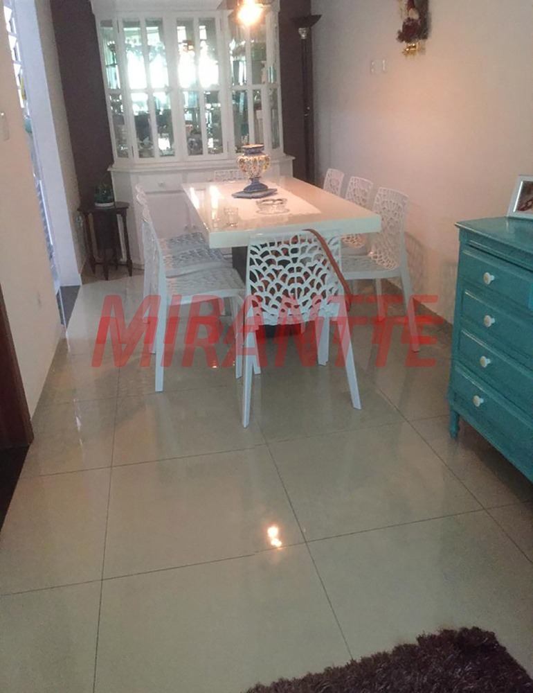 Cond. fechado de 80m² com 3 quartos em Jardim Leonor Mendes De Barros