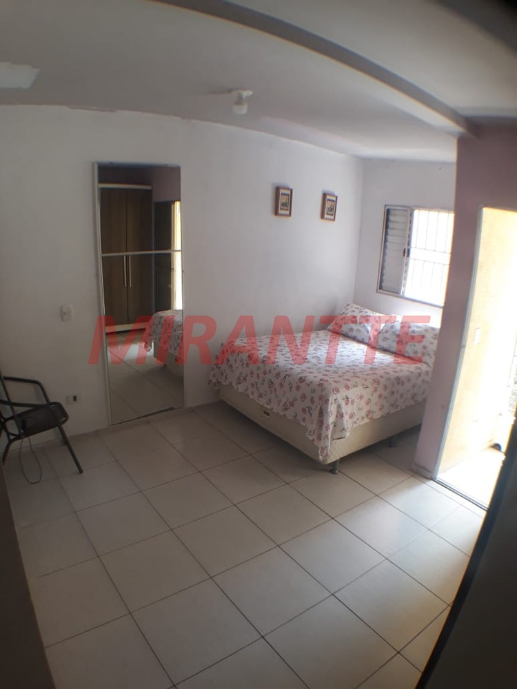 Sobrado de 140m² com 4 quartos em Quarta Parada