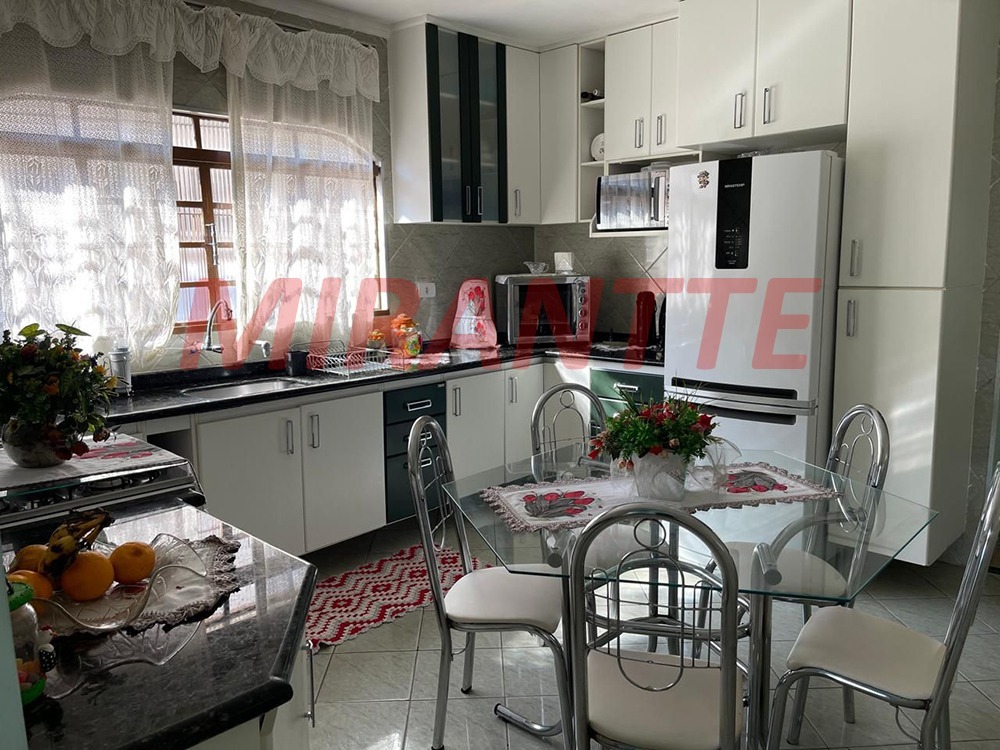 Casa terrea de 144m² com 4 quartos em Lauzane Paulista
