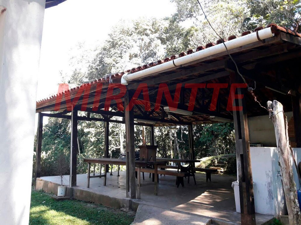 ChÁcara de 8000m² com 6 quartos em Santa Isabel