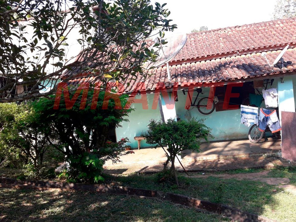 ChÁcara de 8000m² com 6 quartos em Santa Isabel