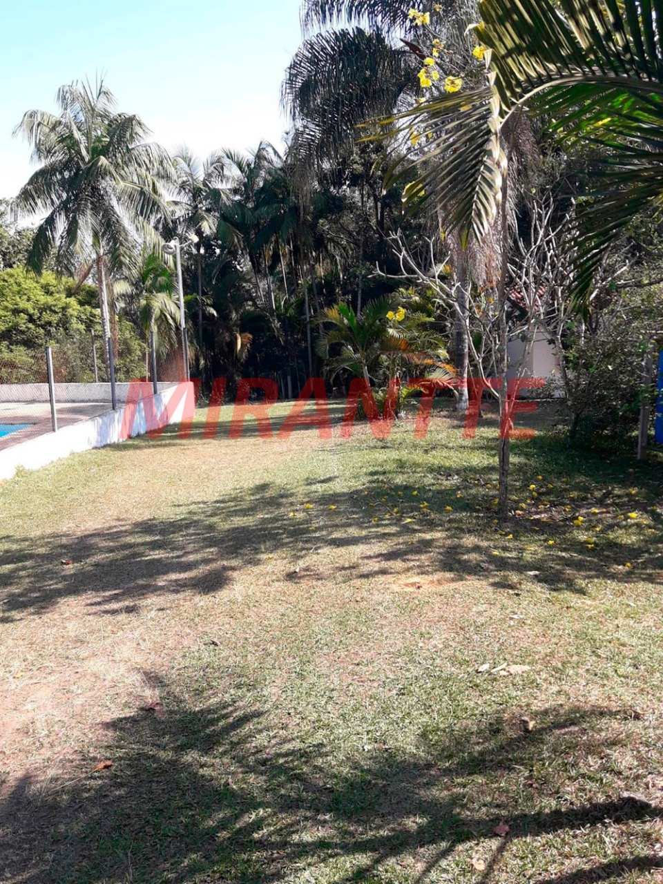 ChÁcara de 8000m² com 6 quartos em Santa Isabel