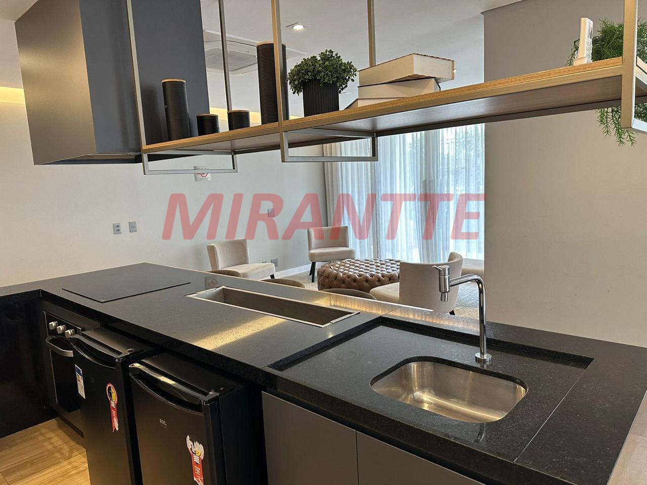 Apartamento de 222m² com 4 quartos em Perdizes