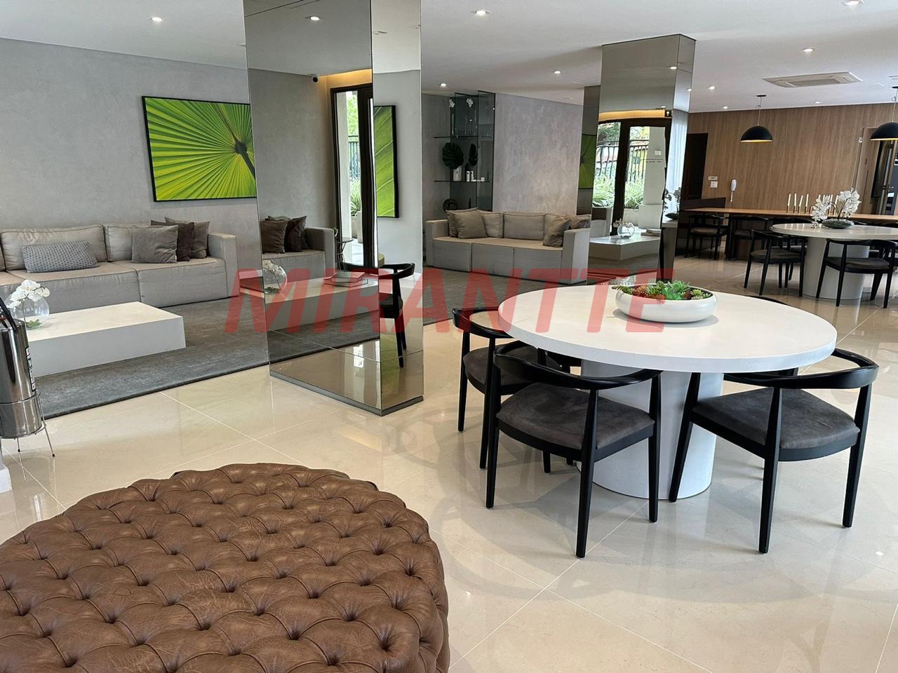 Apartamento de 222m² com 4 quartos em Perdizes