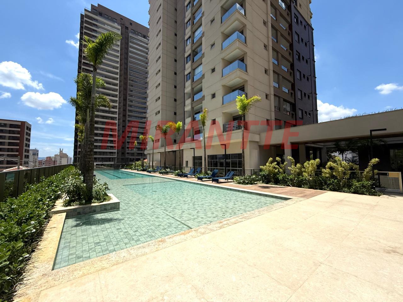 Apartamento de 222m² com 4 quartos em Perdizes
