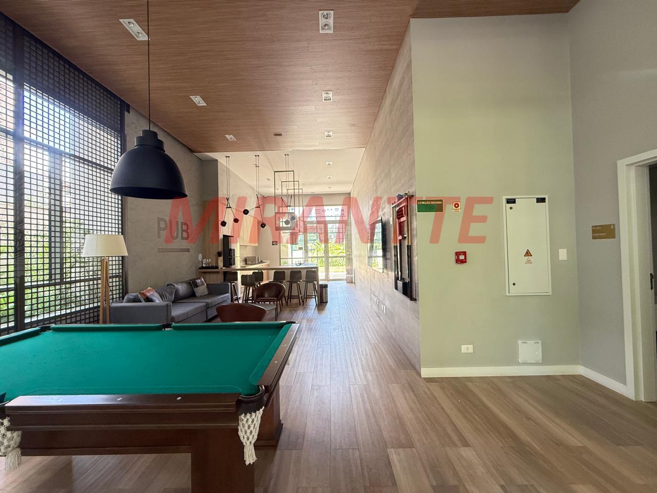 Apartamento de 222m² com 4 quartos em Perdizes