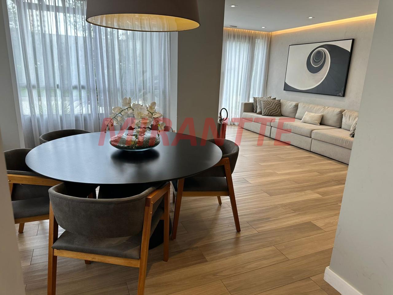 Apartamento de 222m² com 4 quartos em Perdizes