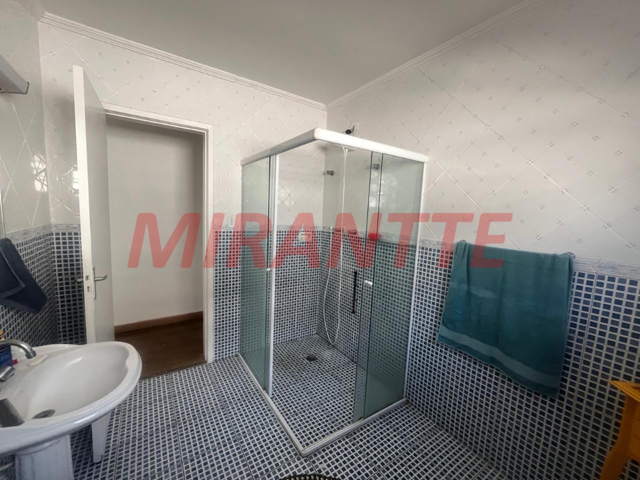 Sobrado de 110m² com 3 quartos em Água Fria